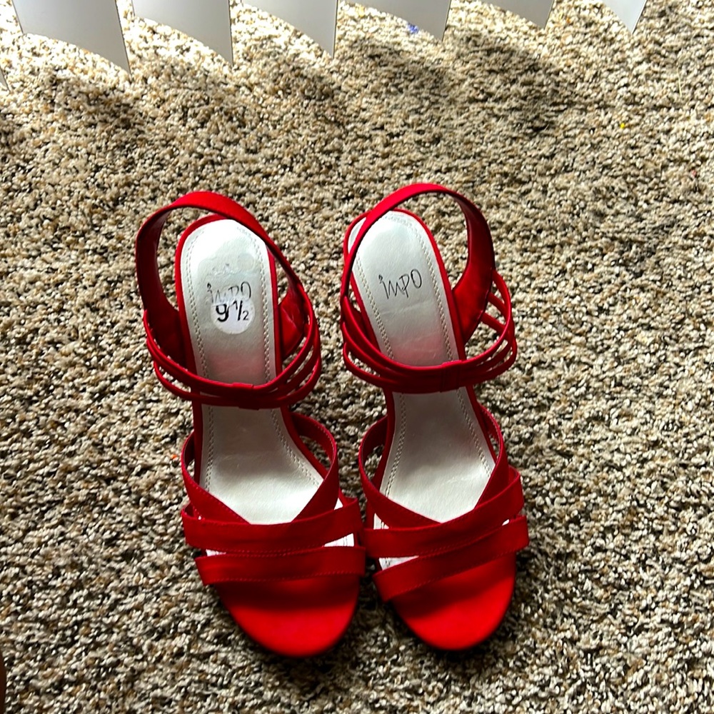 Heels red nice condition